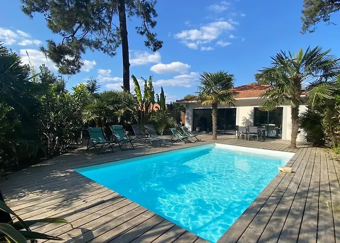 12 Pers Avec Piscine Chauffee 1 Mai Au 30 Sept Βίλα Αρασόν