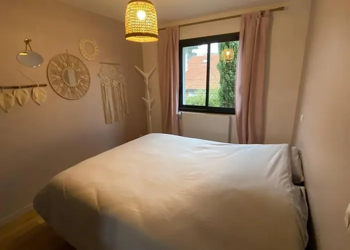 12 Pers Avec Piscine Chauffee 1 Mai Au 30 Sept Βίλα