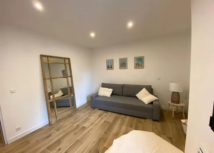 12 Pers Avec Piscine Chauffee 1 Mai Au 30 Sept Βίλα